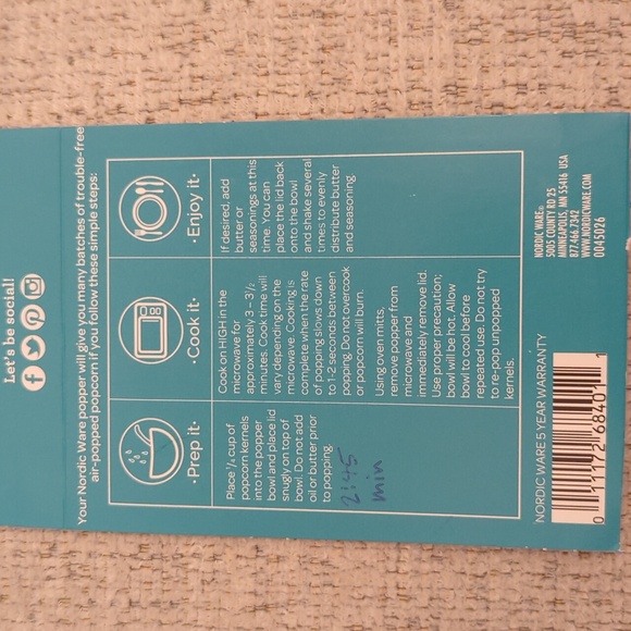 Popcorn Popper - Nordic Ware - Picture 11 of 11